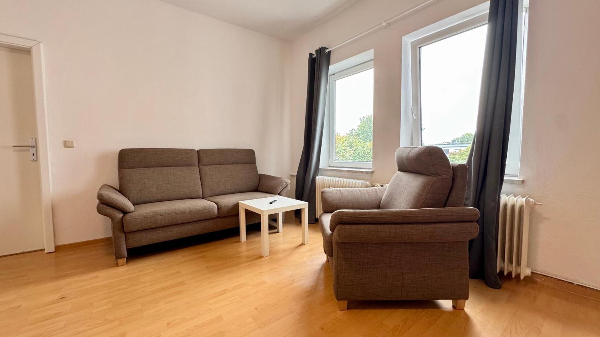 Apartments Im Herzen Von Neumuenster Innenstadt & Hbf Fusslaeufig, Mit Privatparkplatz Extérieur photo