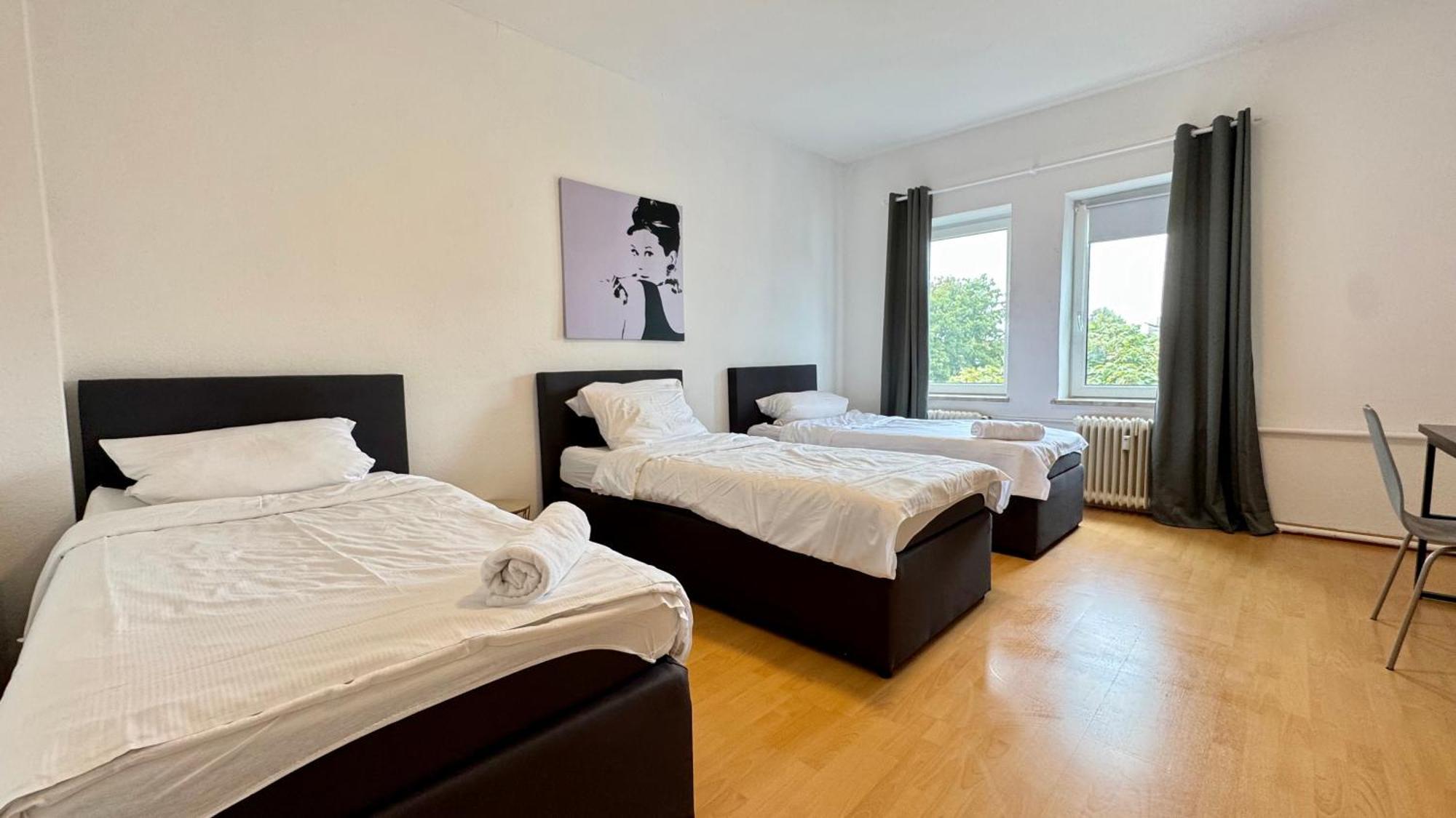 Apartments Im Herzen Von Neumuenster Innenstadt & Hbf Fusslaeufig, Mit Privatparkplatz Extérieur photo