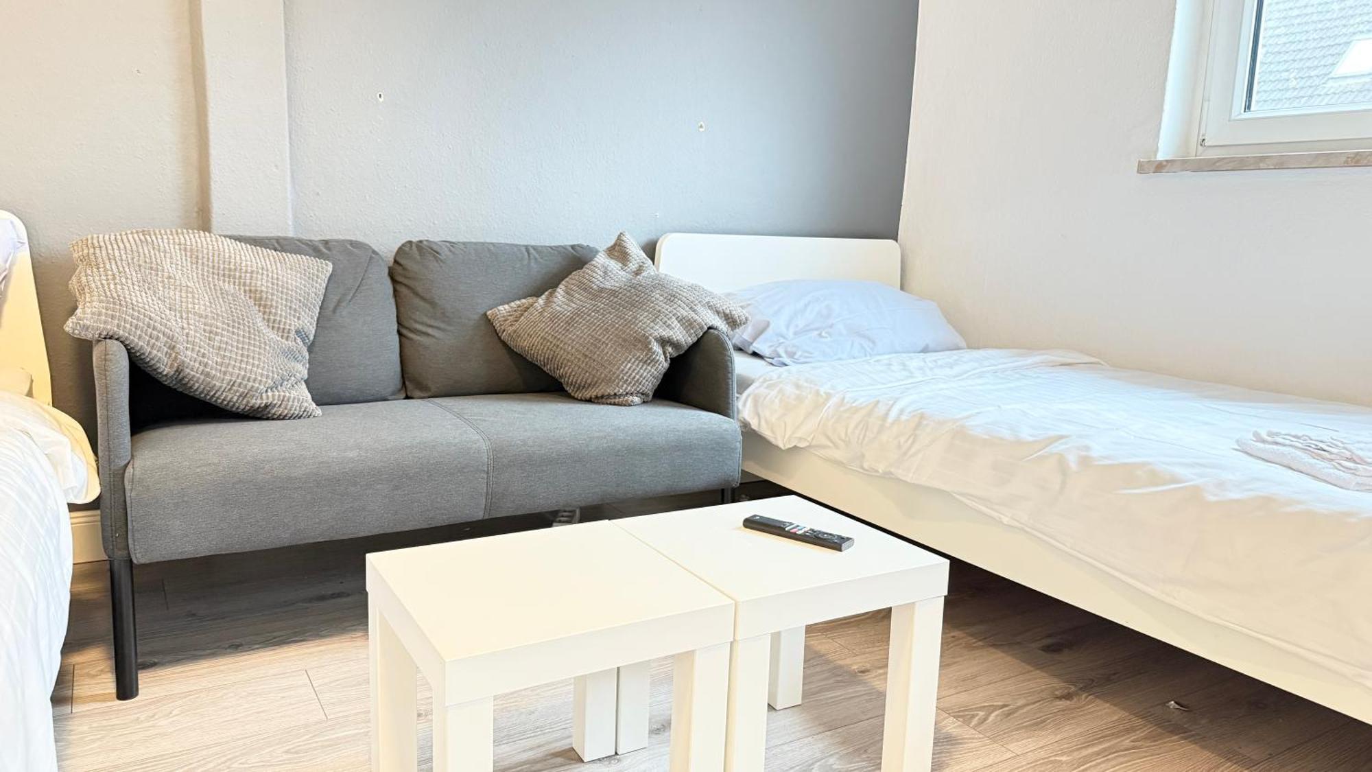 Apartments Im Herzen Von Neumuenster Innenstadt & Hbf Fusslaeufig, Mit Privatparkplatz Extérieur photo