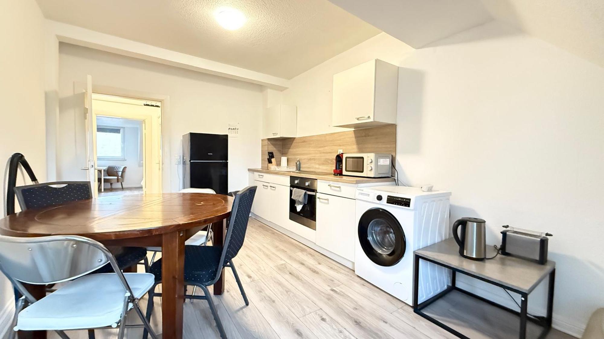 Apartments Im Herzen Von Neumuenster Innenstadt & Hbf Fusslaeufig, Mit Privatparkplatz Extérieur photo