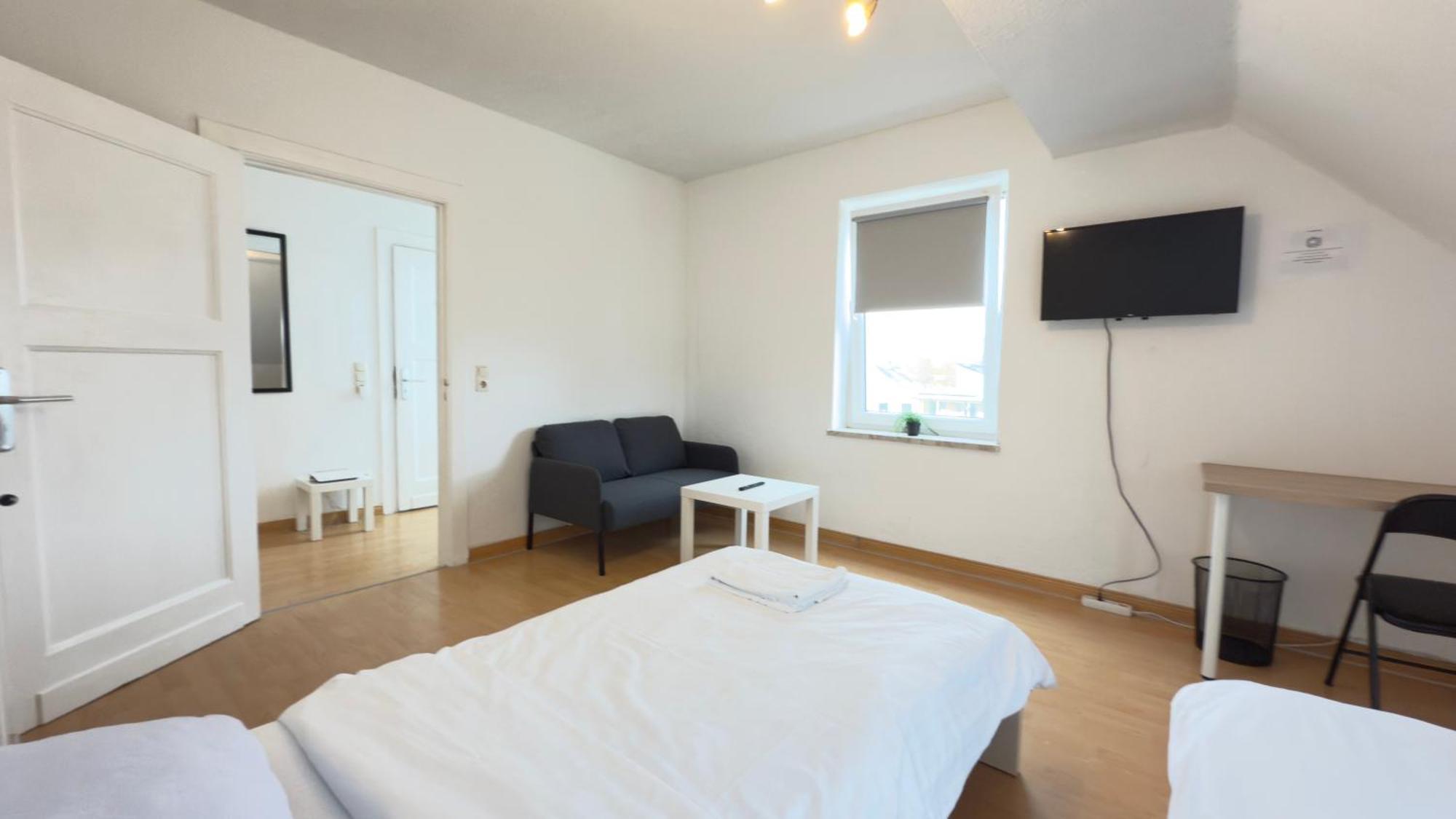 Apartments Im Herzen Von Neumuenster Innenstadt & Hbf Fusslaeufig, Mit Privatparkplatz Extérieur photo