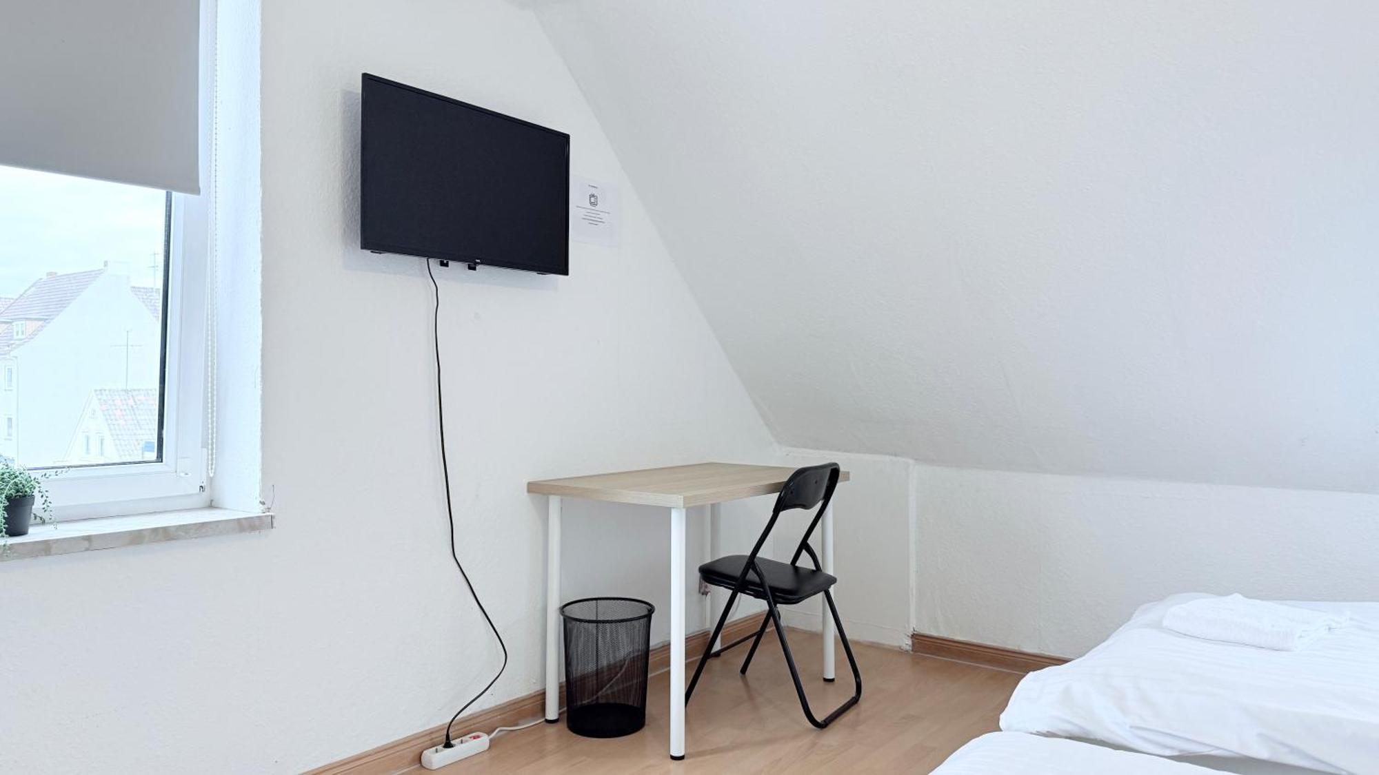 Apartments Im Herzen Von Neumuenster Innenstadt & Hbf Fusslaeufig, Mit Privatparkplatz Extérieur photo