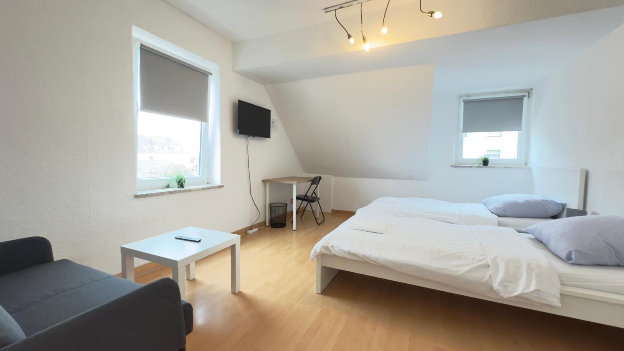 Apartments Im Herzen Von Neumuenster Innenstadt & Hbf Fusslaeufig, Mit Privatparkplatz Extérieur photo