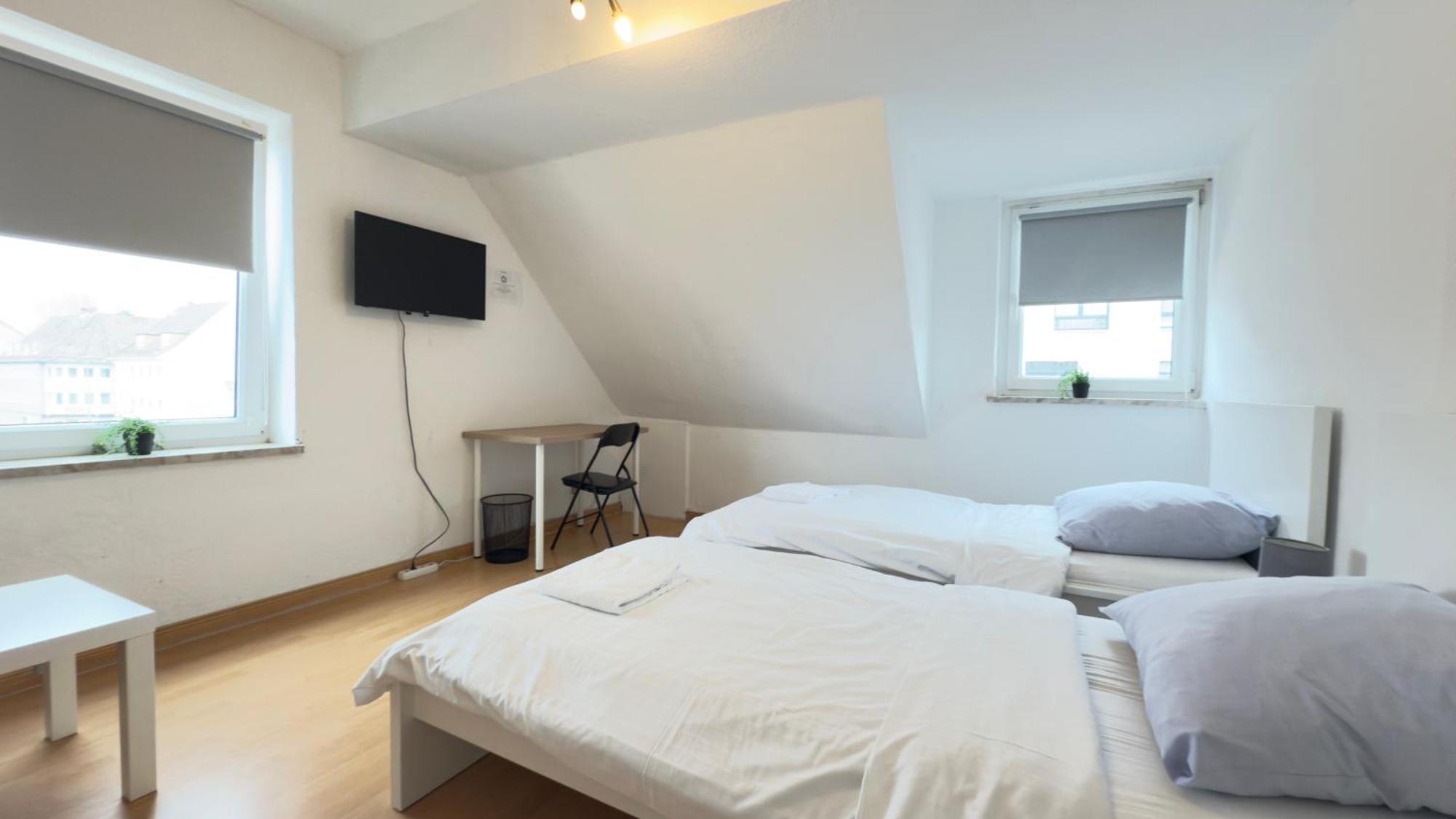 Apartments Im Herzen Von Neumuenster Innenstadt & Hbf Fusslaeufig, Mit Privatparkplatz Extérieur photo